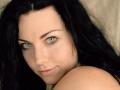 amy-lee-1024x768-16761 1302995620